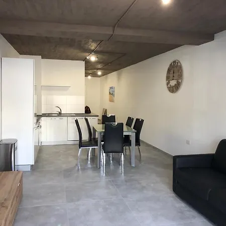 Spinola Bayview 2 Bedroom By Mabeli