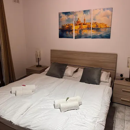 Apartment Spinola Bayview 2 Bedroom By Mabeli