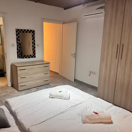 Spinola Bayview 2 Bedroom By Mabeli * Saint Julian's