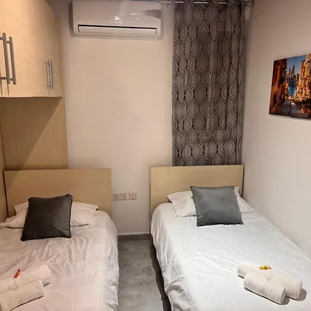 Spinola Bayview 2 Bedroom By Mabeli *