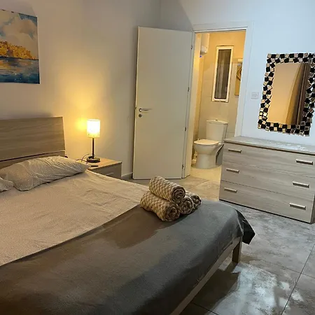 Spinola Bayview 2 Bedroom By Mabeli